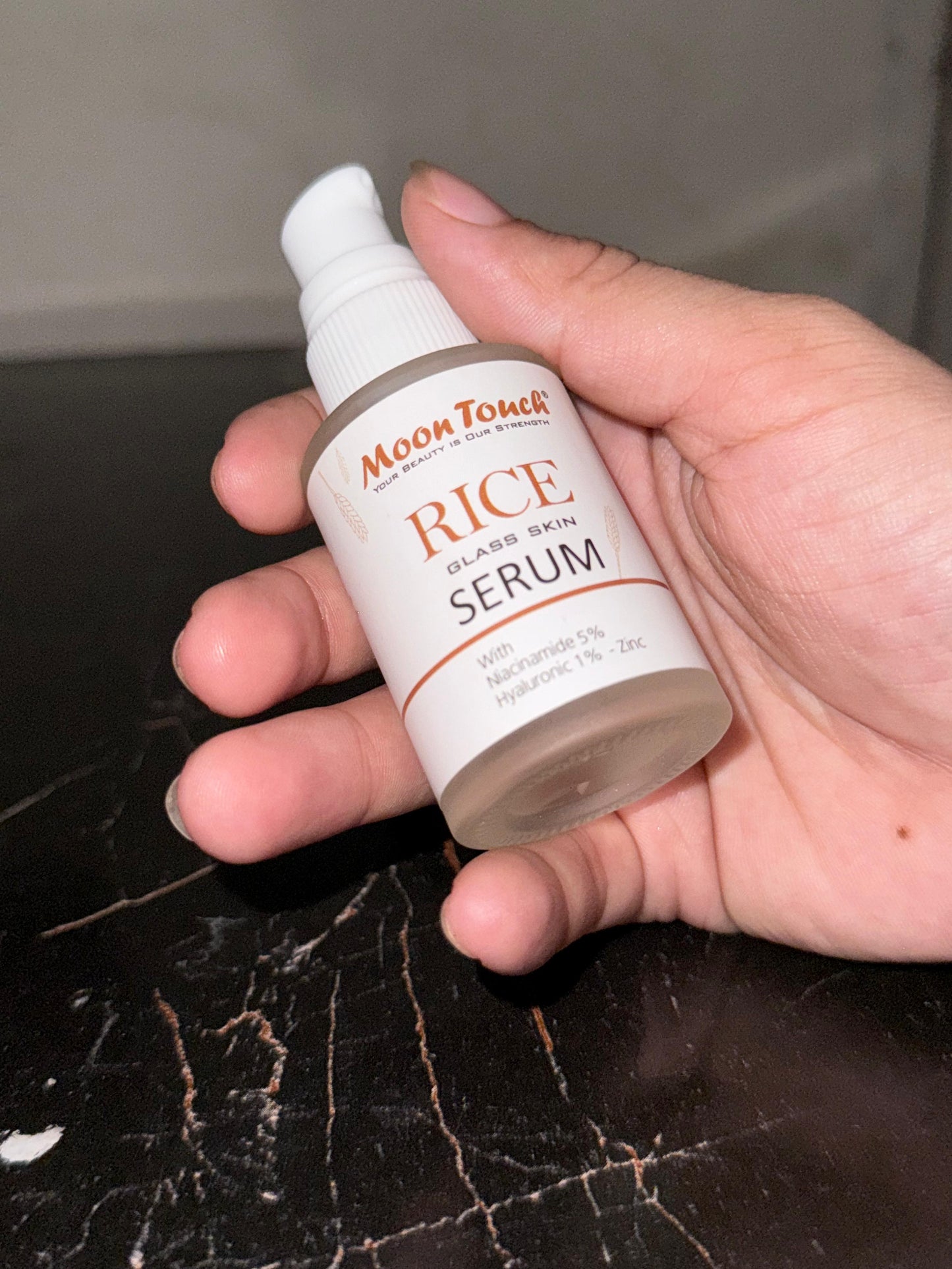 Rice Glass Skin Serum 30ml (Deep hydration for soft, plump skin)